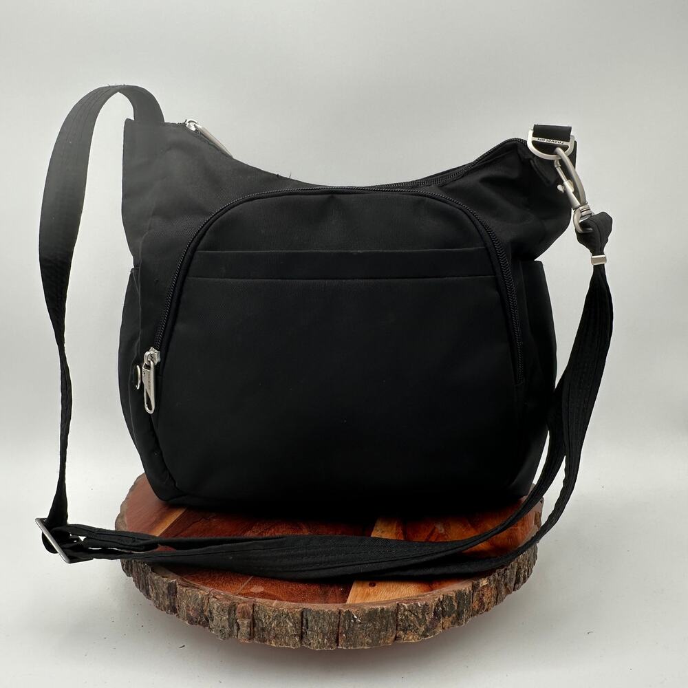 Travelon Anti Theft Classic Crossbody Bucket Bag Black Purse 2 Drink Pockets EUC
